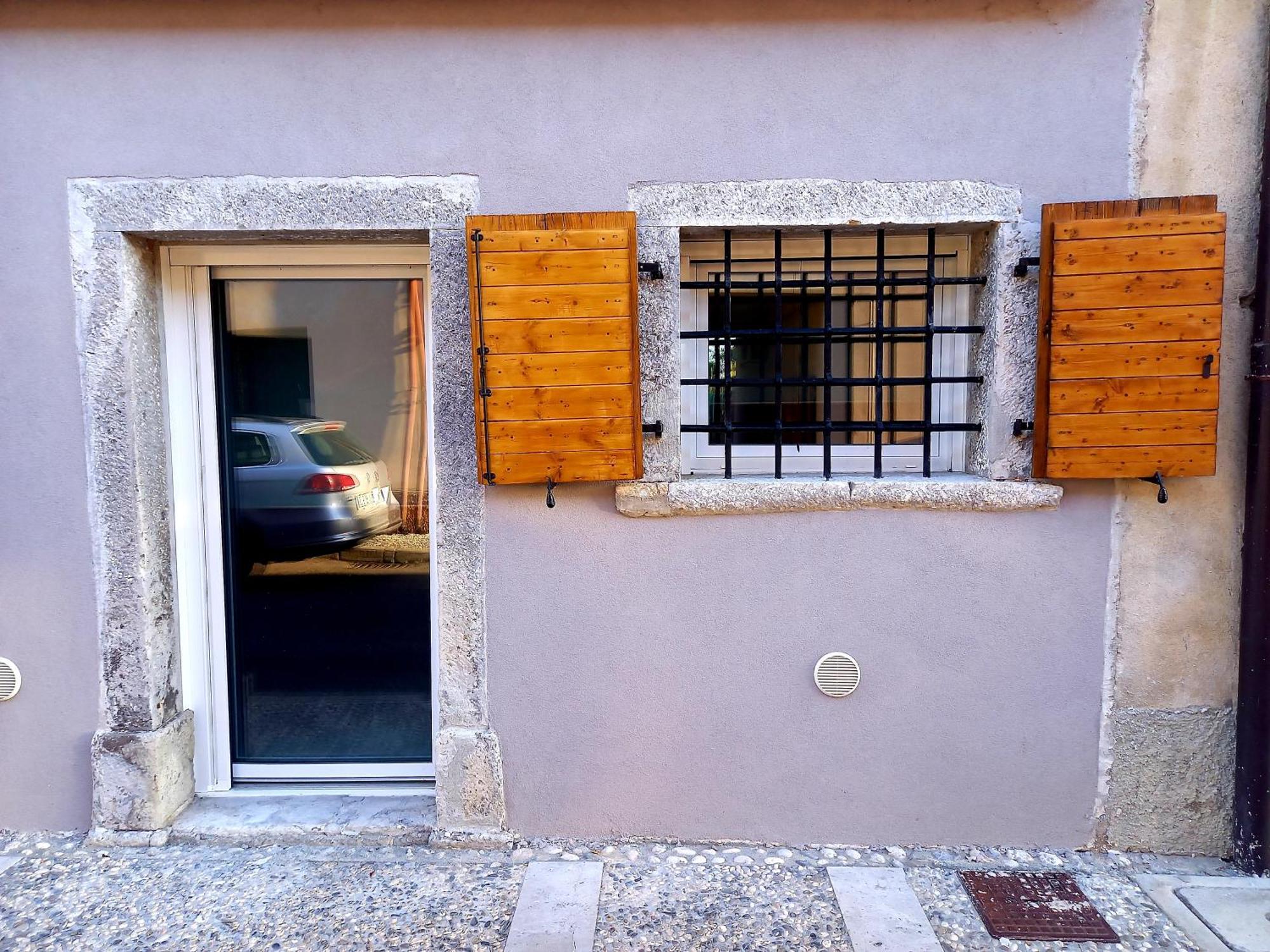 B&B La Dolce Vite Medea Exterior photo